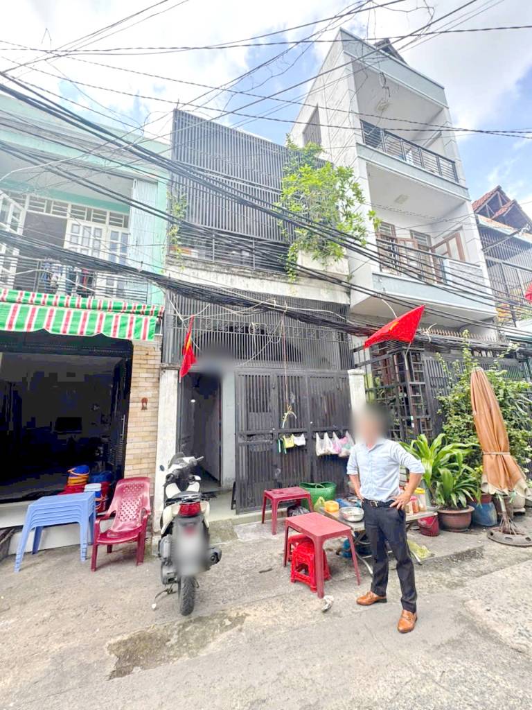 Bán nhà 1 lầu Dương Bá Trạc P. Chánh Hưng Quận 8 hẻm xe hơi